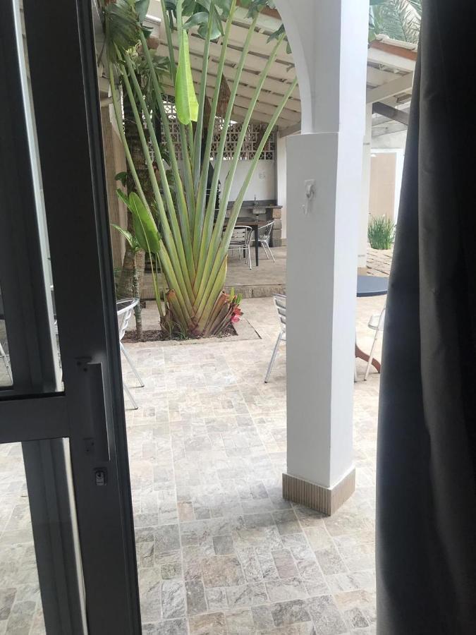 Casa Grecia Pousada บอมบินญัส ภายนอก รูปภาพ